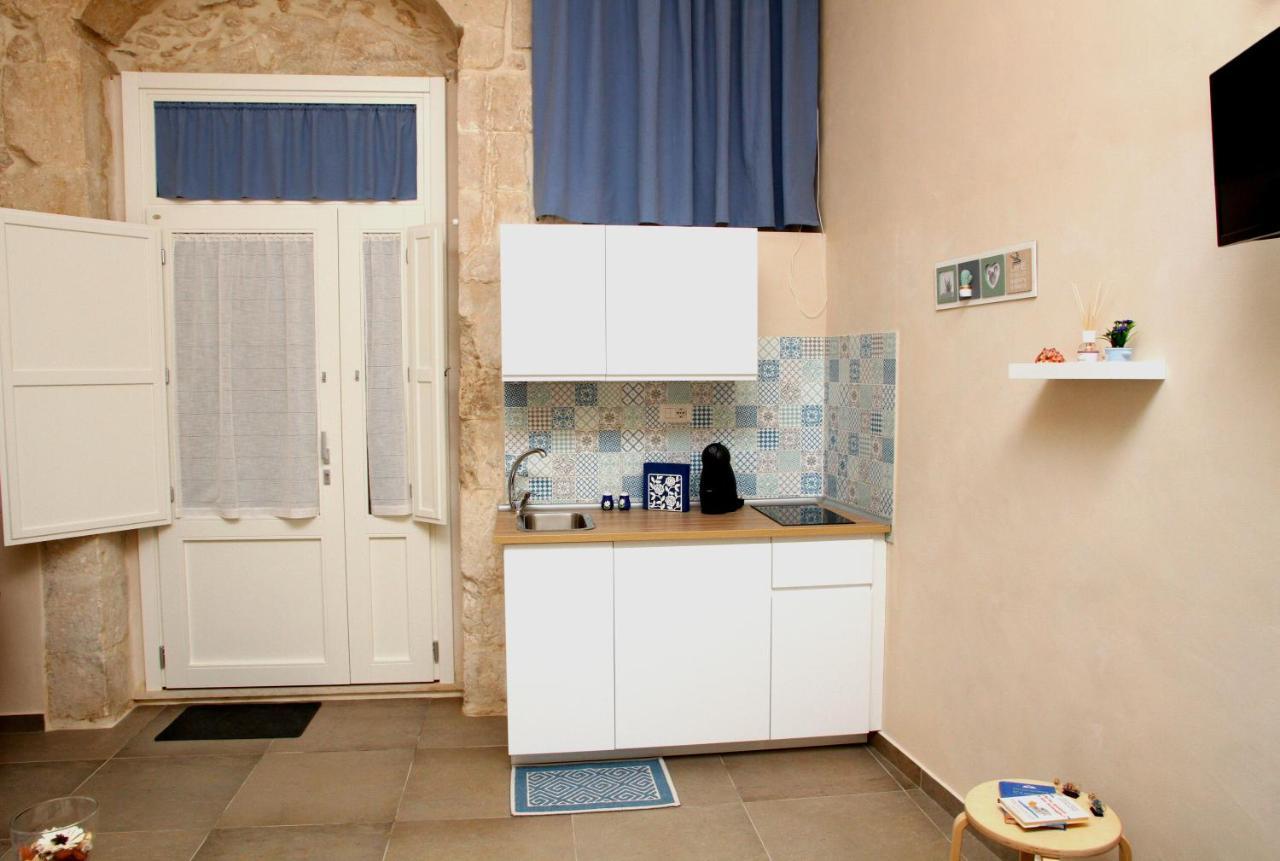 Essentia Rooms- Ortigia Holidays Syrakuzy Zewnętrze zdjęcie