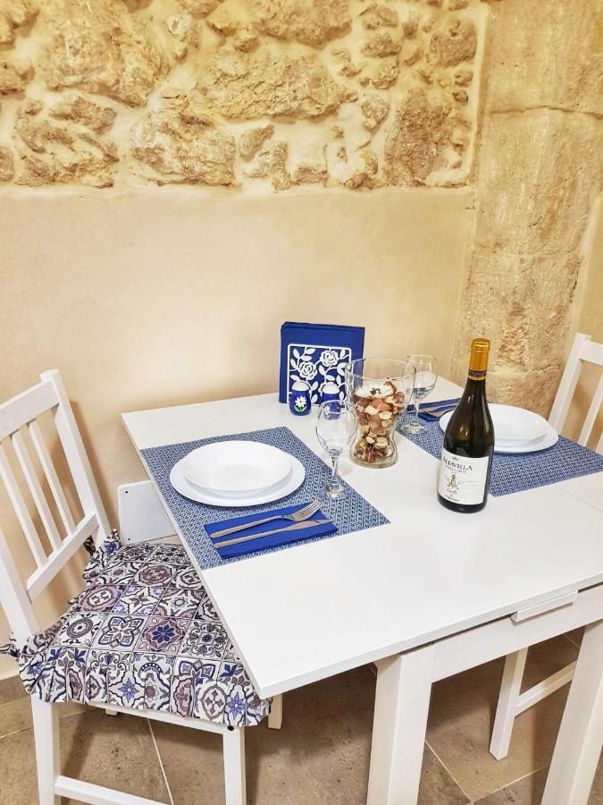 Essentia Rooms- Ortigia Holidays Syrakuzy Zewnętrze zdjęcie