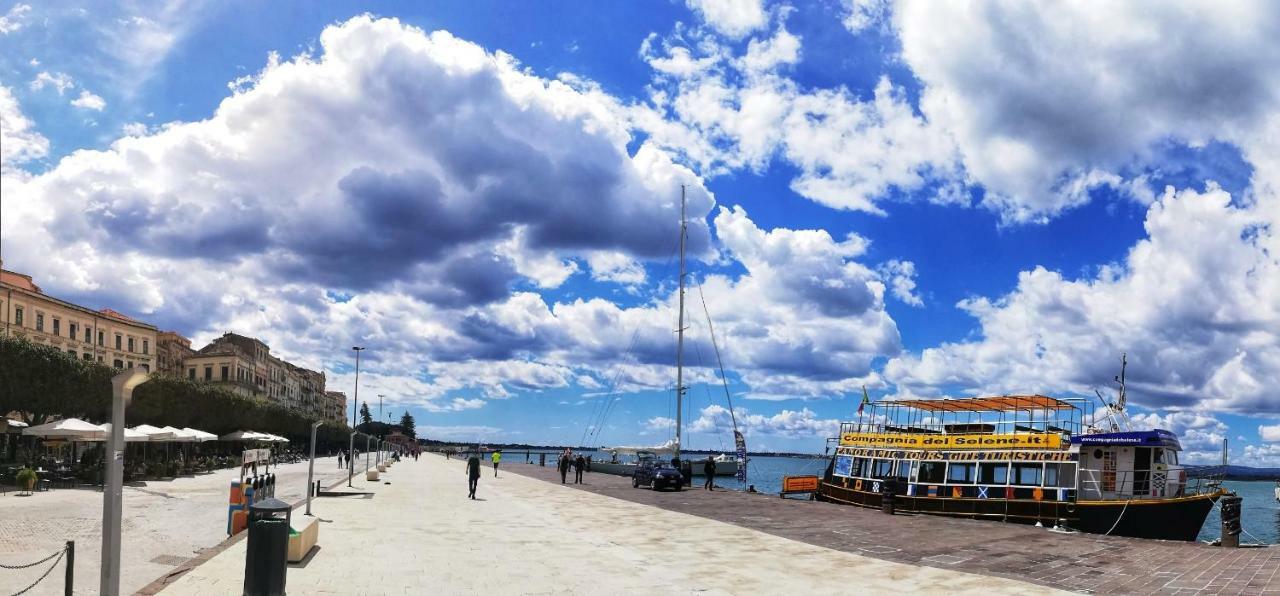 Essentia Rooms- Ortigia Holidays Syrakuzy Zewnętrze zdjęcie