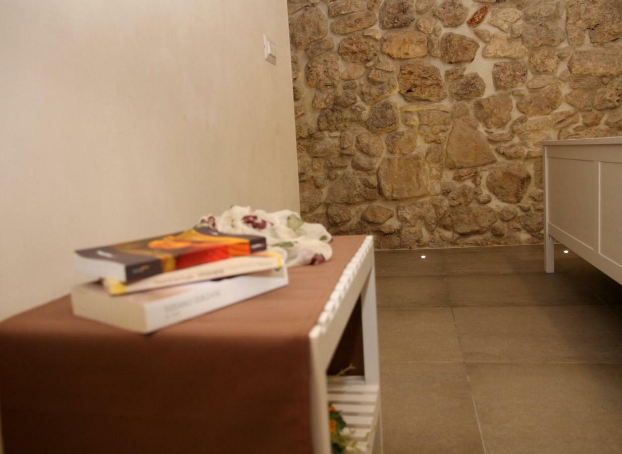 Essentia Rooms- Ortigia Holidays Syrakuzy Zewnętrze zdjęcie