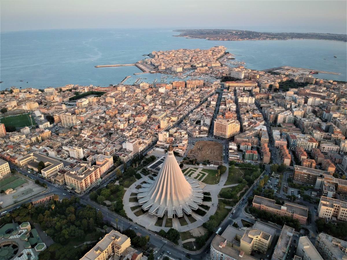 Essentia Rooms- Ortigia Holidays Syrakuzy Zewnętrze zdjęcie